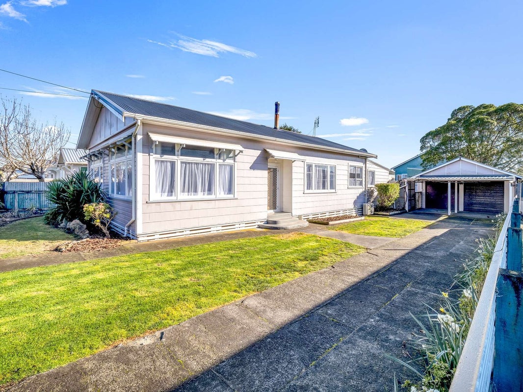 14 Kawatiri Avenue, Gonville, Whanganui - Carousel 2