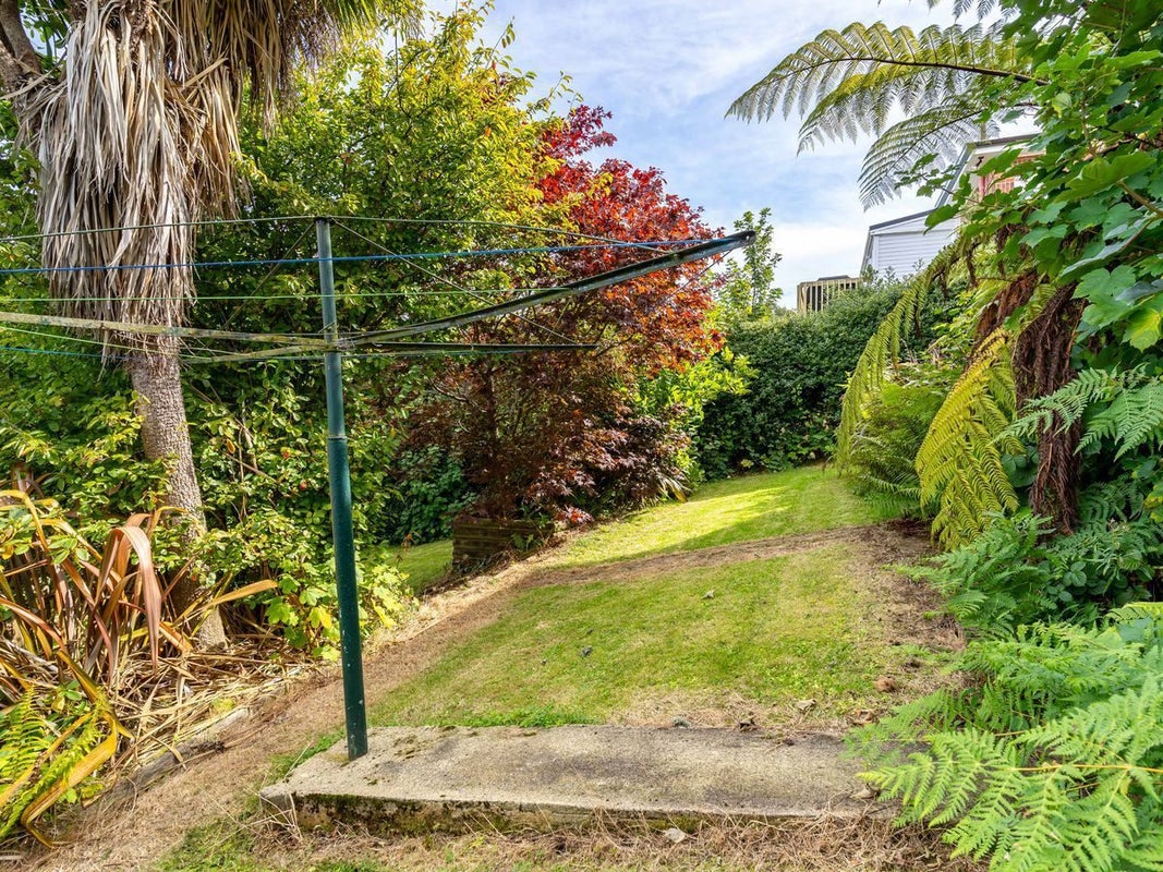 11 Bernard Street, Kenmure, Dunedin - Carousel 14