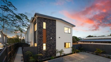 3/81 Vodanovich Road, Te Atatu South, Auckland - Carousel 1