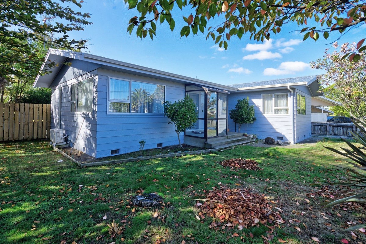 43 South Belt, Solway, Masterton - Carousel 1