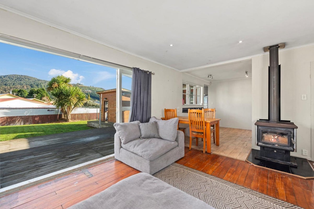 2 Neil Road, Fairy Springs, Rotorua - Carousel 2