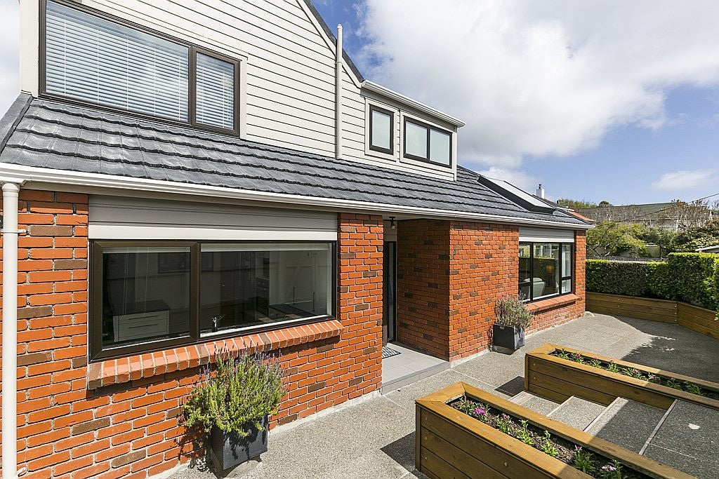 1 Friend Street, Karori, Wellington - Carousel 2