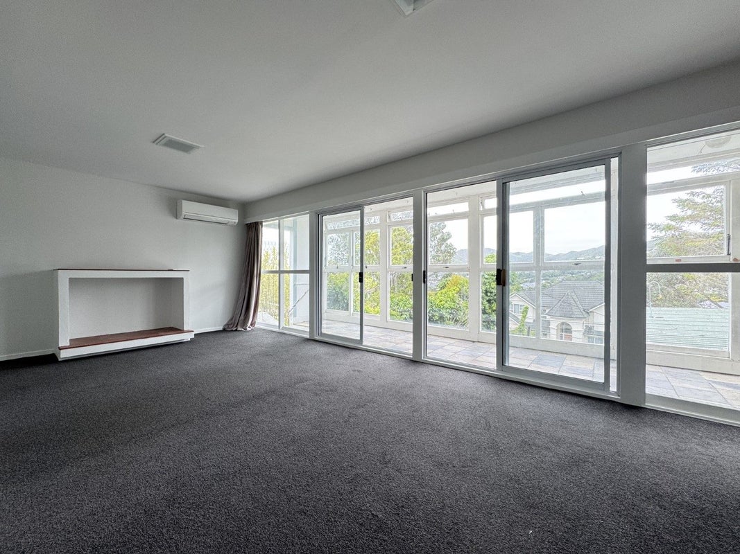 3A Torwood Road, Khandallah, Wellington - Carousel 1