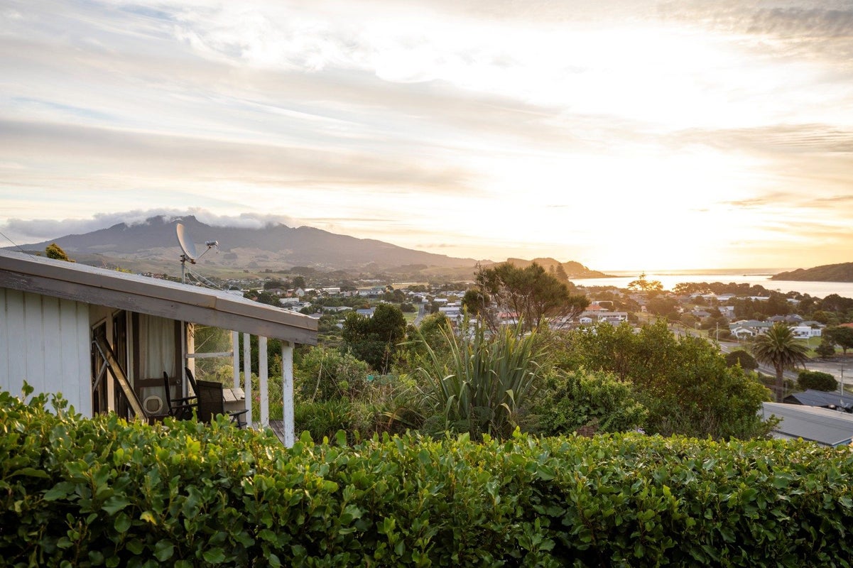 13 Rose Street, Raglan, Raglan - Carousel 1