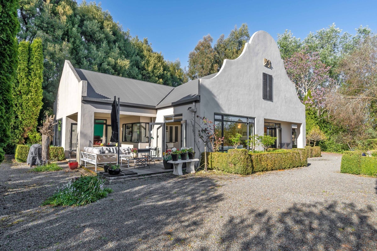 220 Masterton Stronvar Road, Te Ore Ore, Masterton - Carousel 2