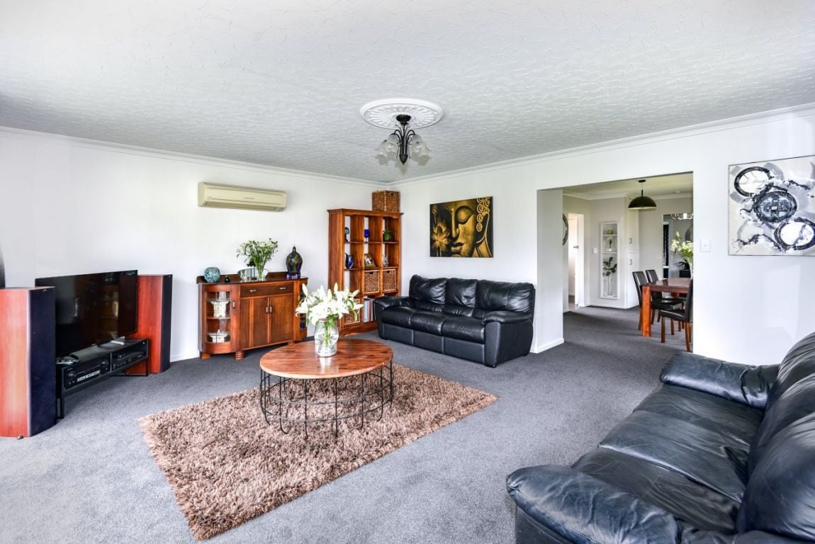 1 Brookby Crescent, Avonhead, Christchurch - Carousel 2