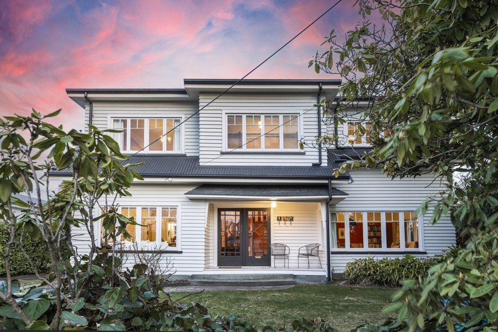 132 Chapter Street, St Albans, Christchurch - Carousel 1