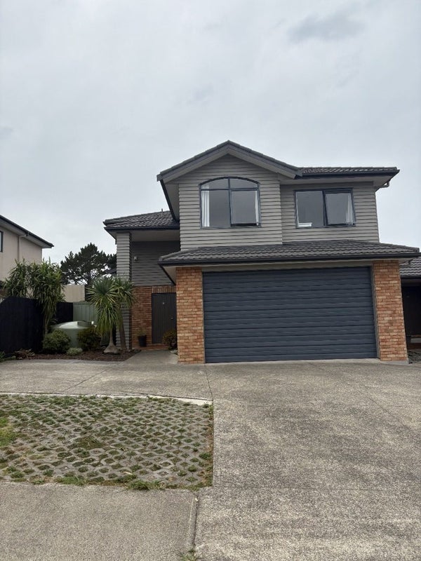 65 Rising Parade, Fairview Heights, Auckland - Carousel 1