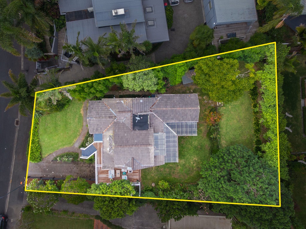 13 Tautari Street, Orakei, Auckland - Carousel 2