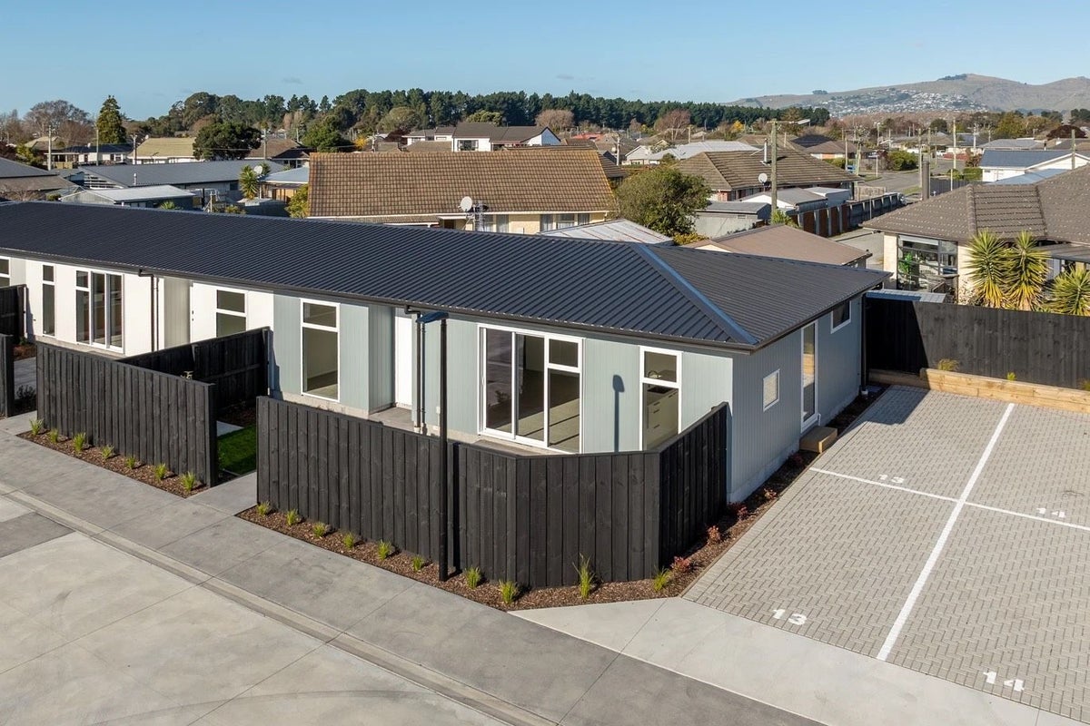 13/9C Cuffs Road, Wainoni, Christchurch - Carousel 12