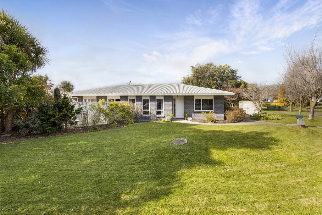 22 Westhaven Place, Blenheim, Blenheim, Marlborough - Carousel 2