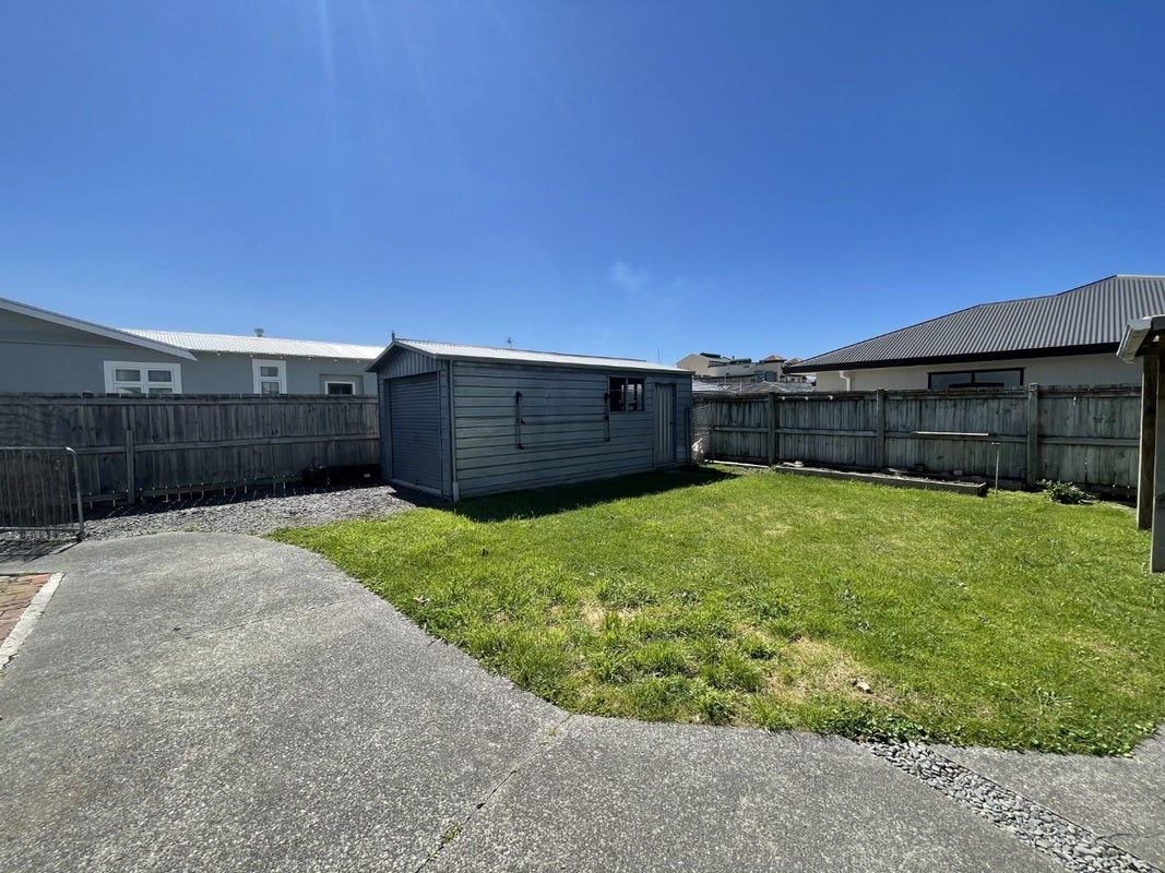 404 Lyndon Road East, Hastings, Hastings - Carousel 9