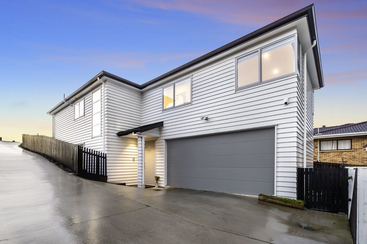 245A Hobsonville Road, Hobsonville, Auckland - Carousel 1