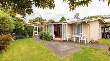 5 Sedgebrook Street, Whanganui East, Whanganui - Carousel 1