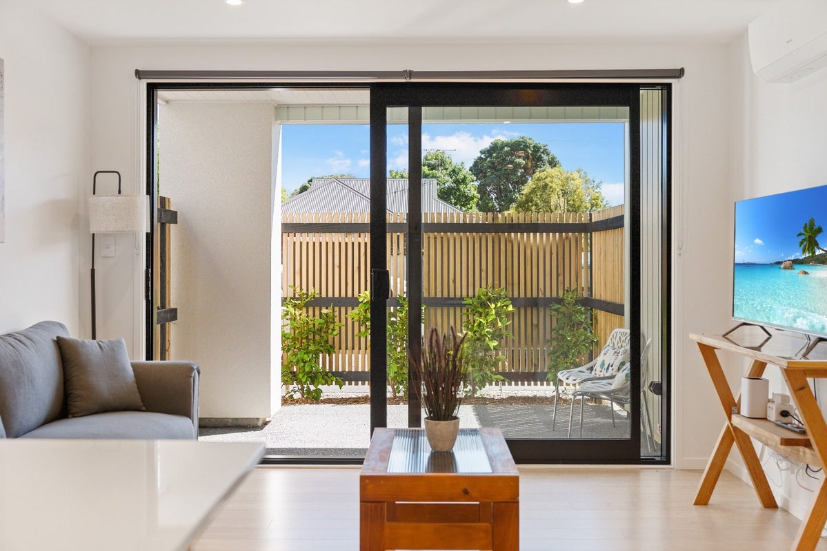 1/200 Knights Road, Hutt Central, Lower Hutt - Carousel 19