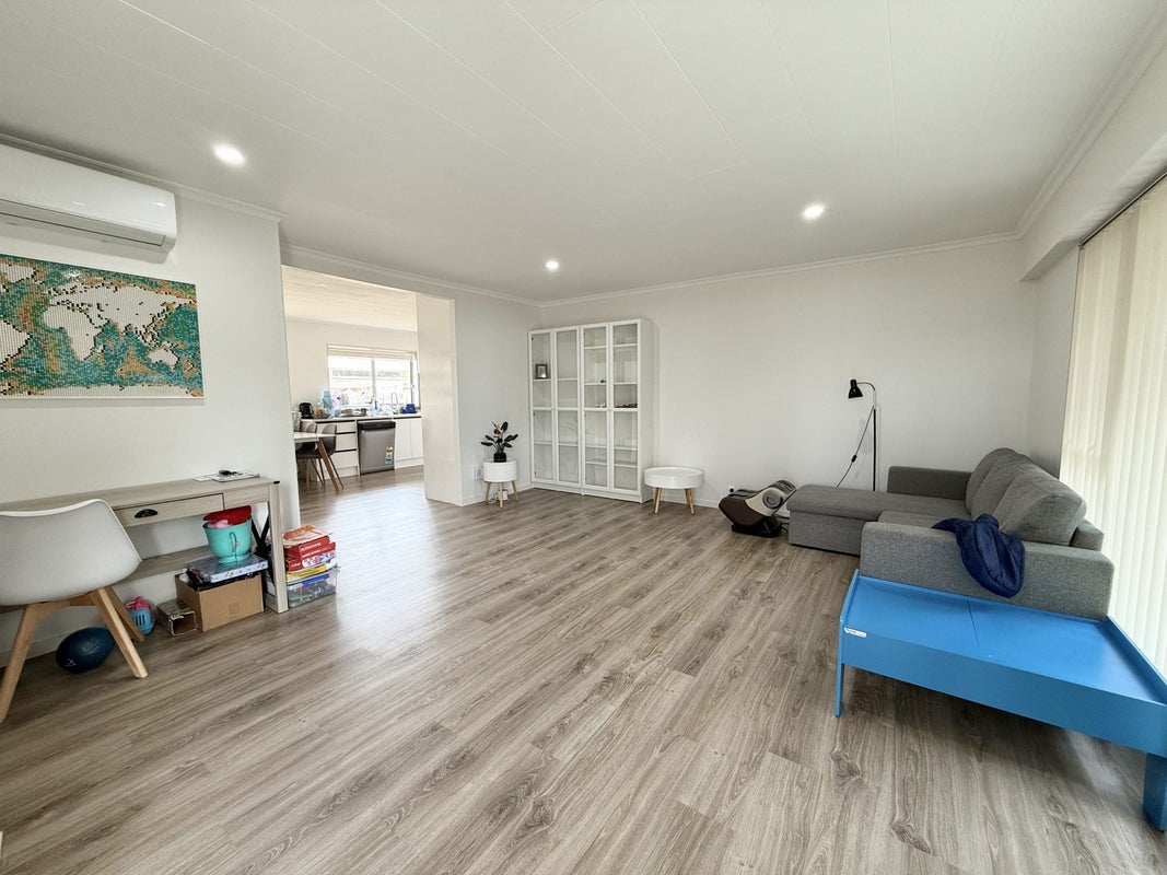 1/73 MacLeans Road, Bucklands Beach, Auckland - Carousel 1