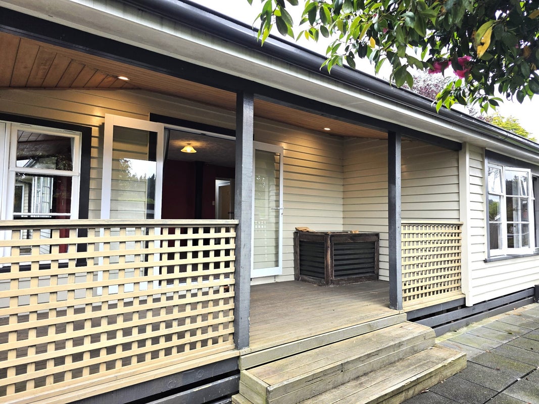 3 Dents Road, Kaniere, Hokitika - Carousel 1