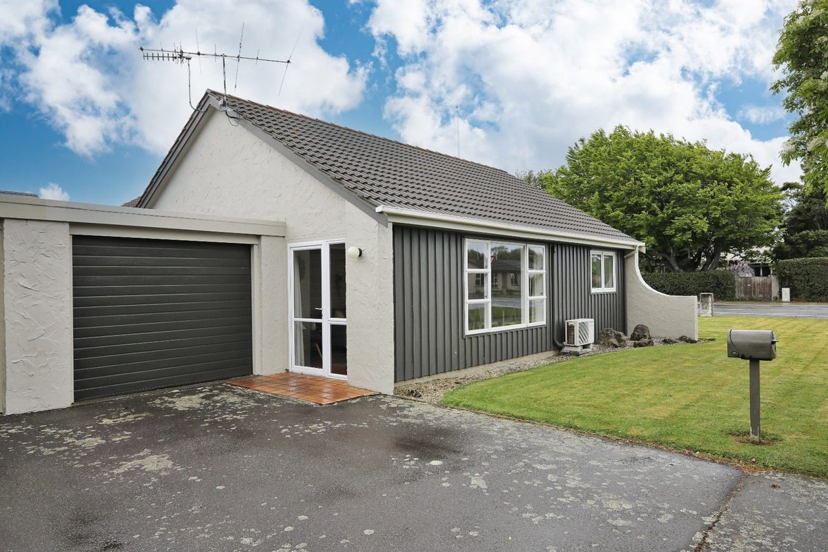 57 Russel Street, Gladstone, Invercargill - Carousel 1