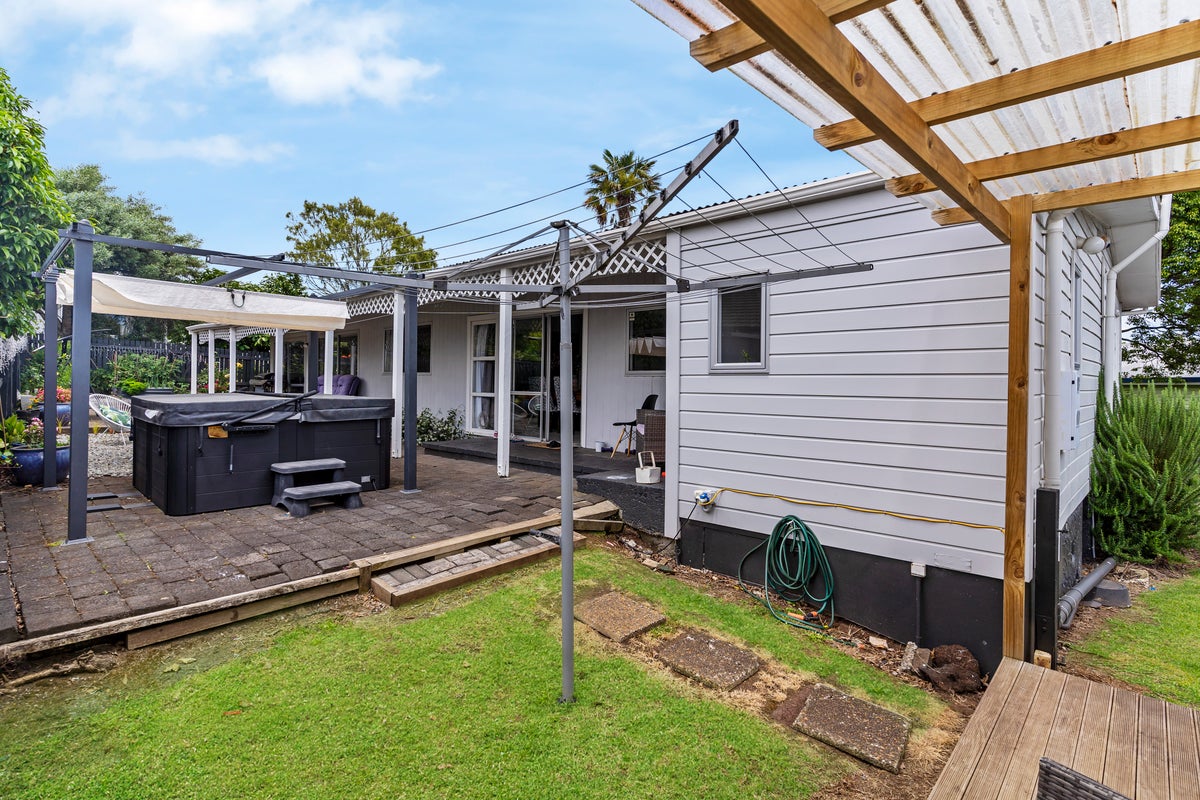9 Mack Place, Red Hill, Papakura - Carousel 16