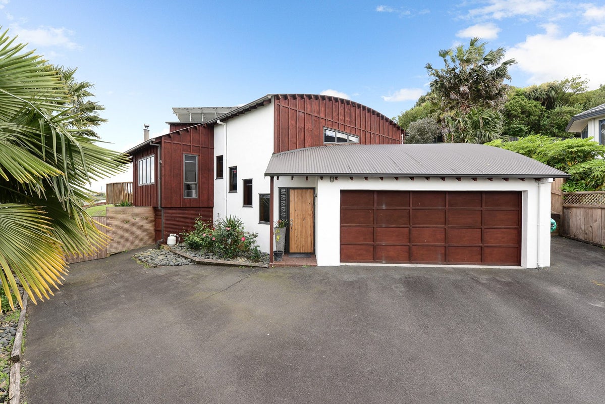 22 Friesian Place, Grandview Heights, Hamilton - Carousel 1