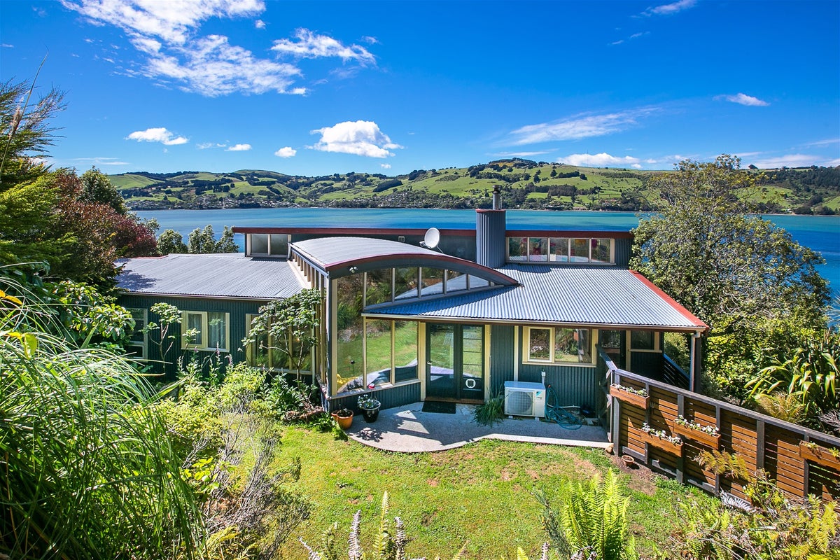 16 Rotoiti Street, Maia, Dunedin - Carousel 1