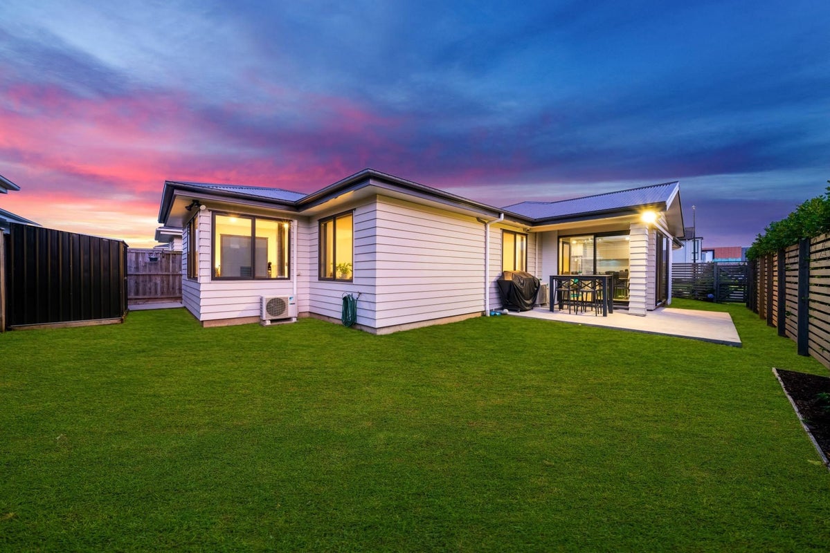 13 Kapia Drive, takanini, Auckland - Carousel 18