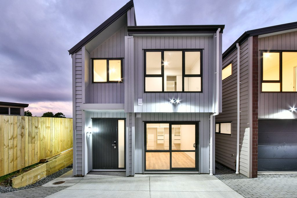 33B Tawa Crescent, Manurewa, Auckland - Carousel 1