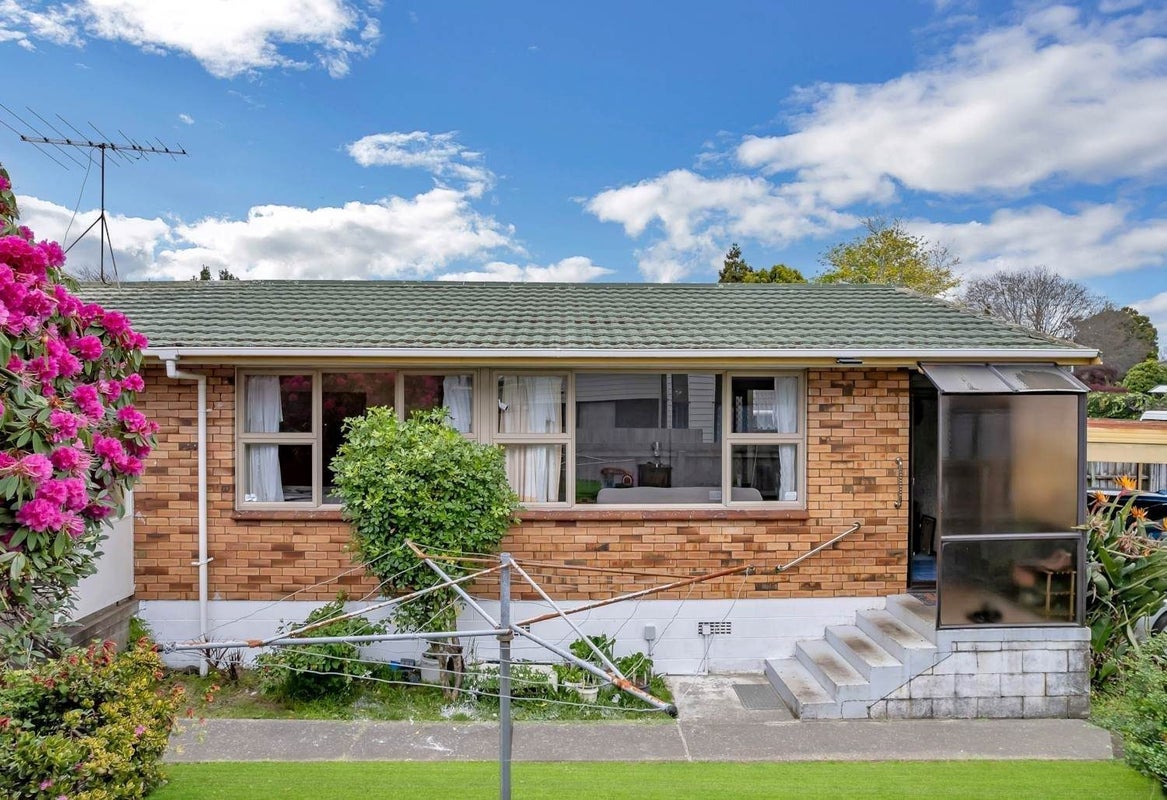 1/178 Ireland Road, Panmure, Auckland - Carousel 1