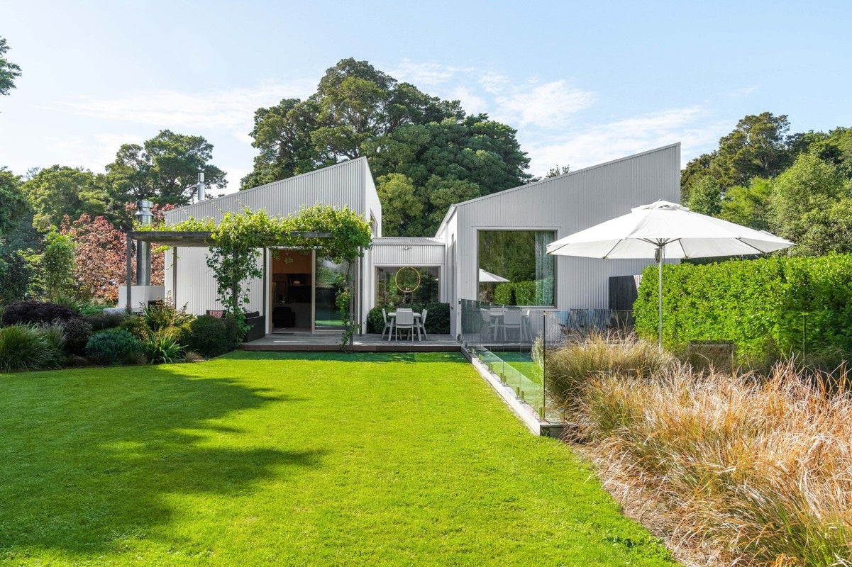 19 Orchard Road, Greytown, Greytown - Carousel 1
