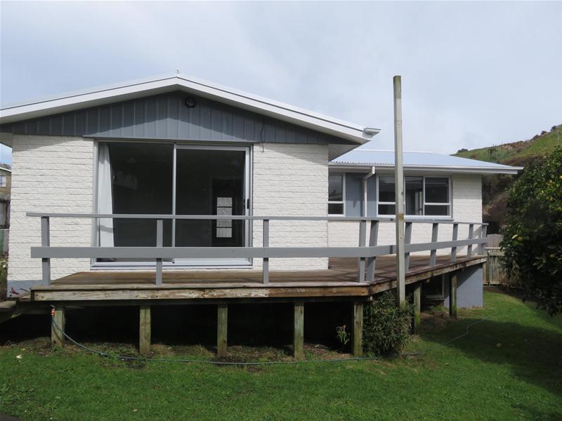 1 Oawai Place, Marfell, New Plymouth - Carousel 1