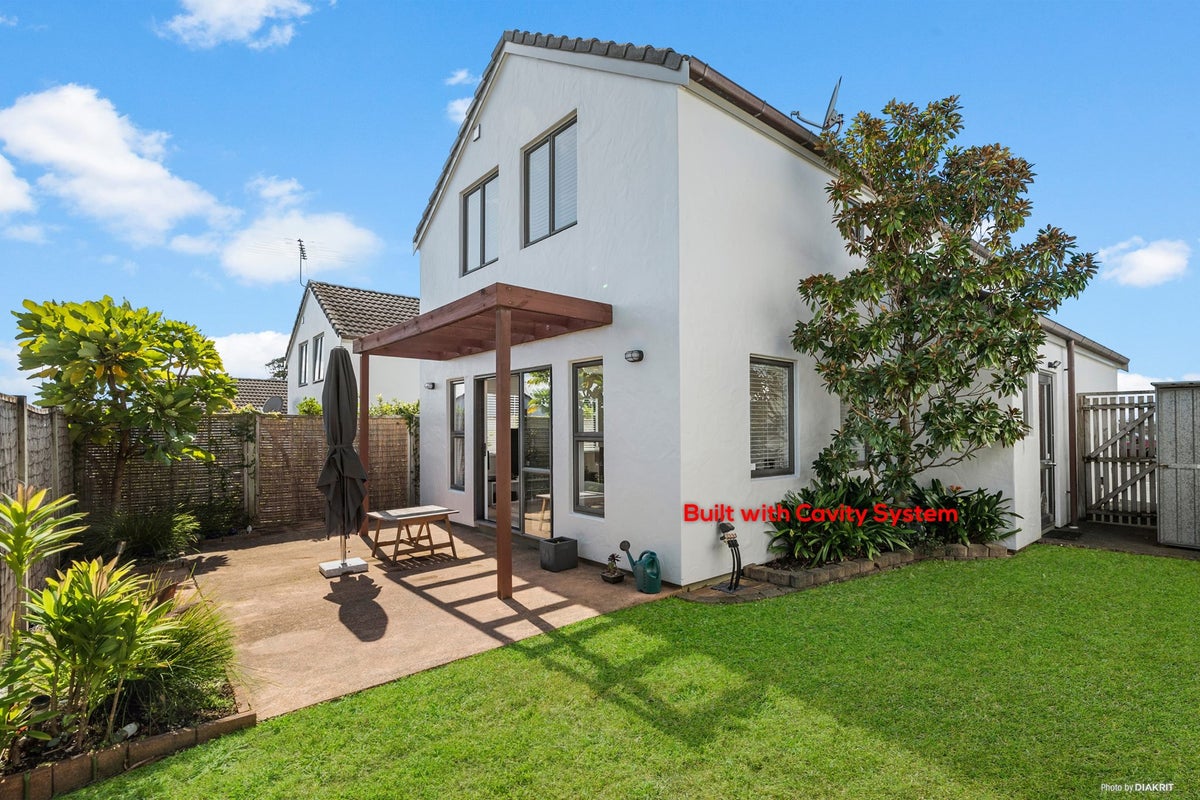 14/64 Schnapper Rock Road, Schnapper Rock, Auckland - Carousel 1