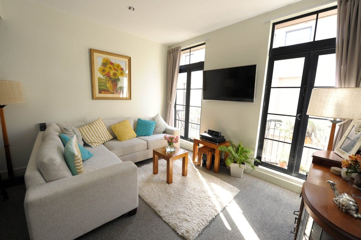 2F/5 Cheshire Street, Parnell, Auckland - Carousel 1
