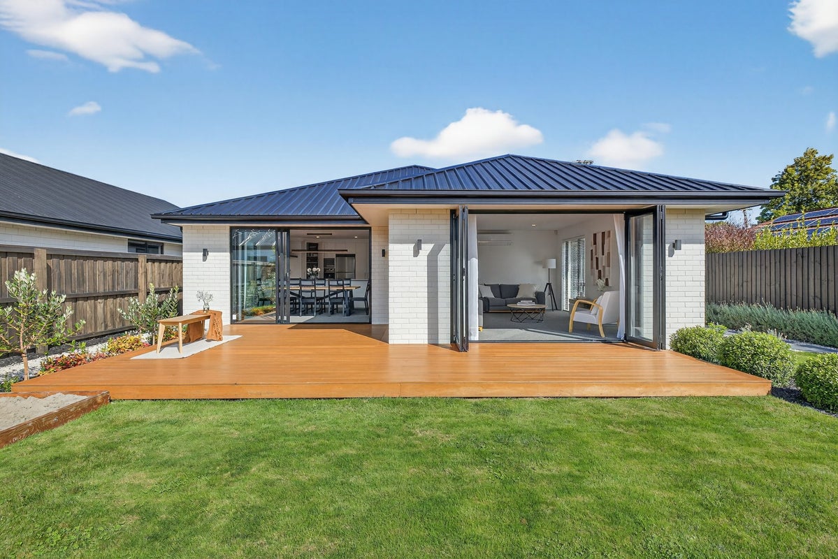 32 Merrin Street, Avonhead, Christchurch - Carousel 1
