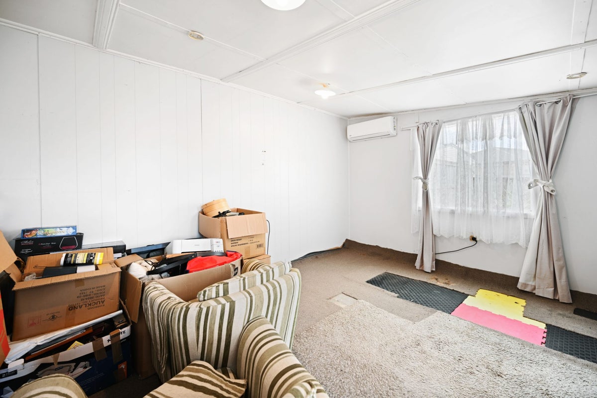 87 Montgomery Crescent, Bader, Hamilton - Carousel 17
