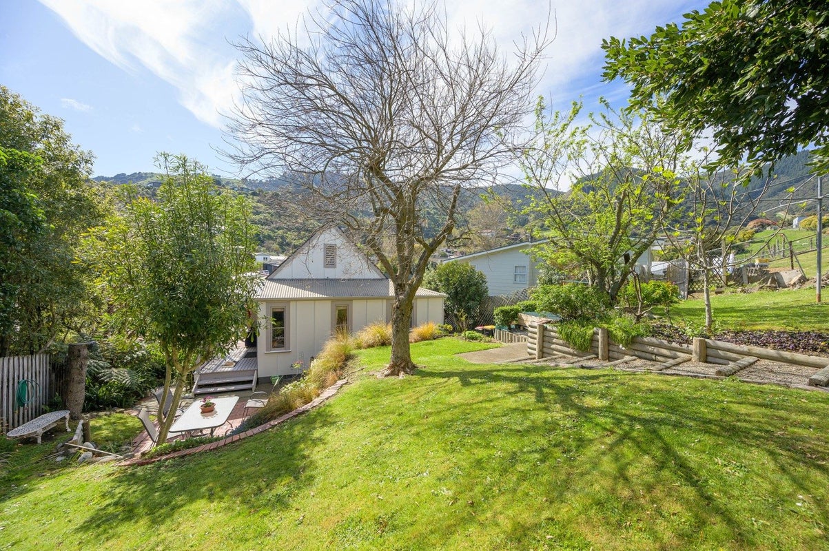 14 Naumai Street, Atawhai, Nelson - Carousel 2