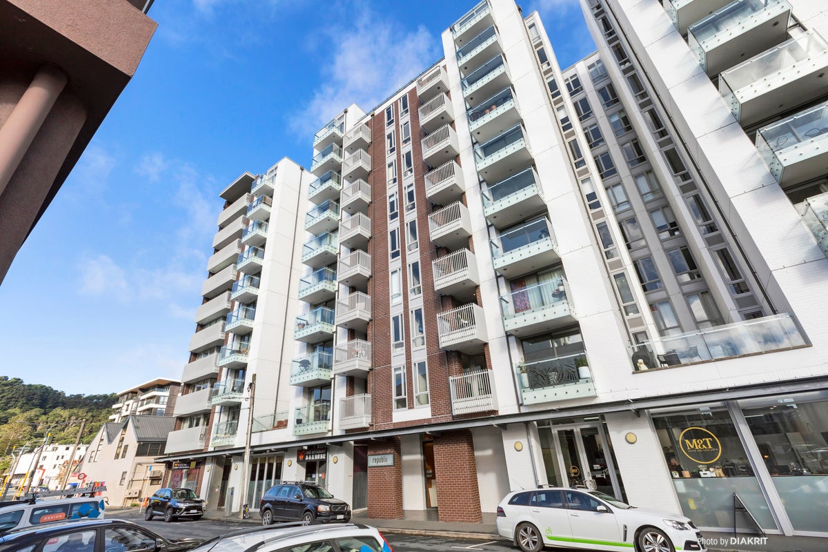 1B/11 Tennyson Street, Te Aro, Wellington - Carousel 2