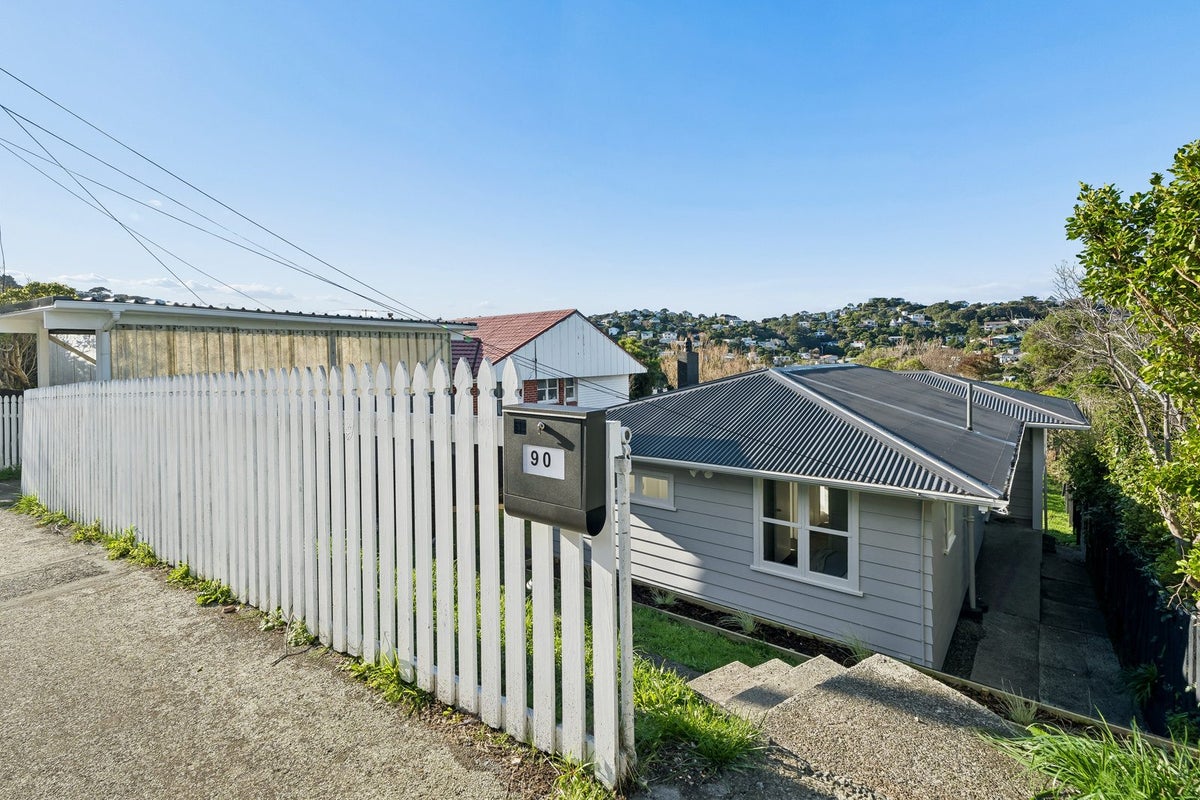 90 Miramar North Road, Miramar, Wellington - Carousel 30