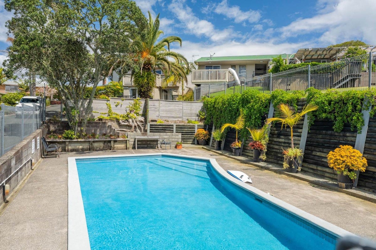11/37 Waipa Street, Birkenhead, Auckland - Carousel 20