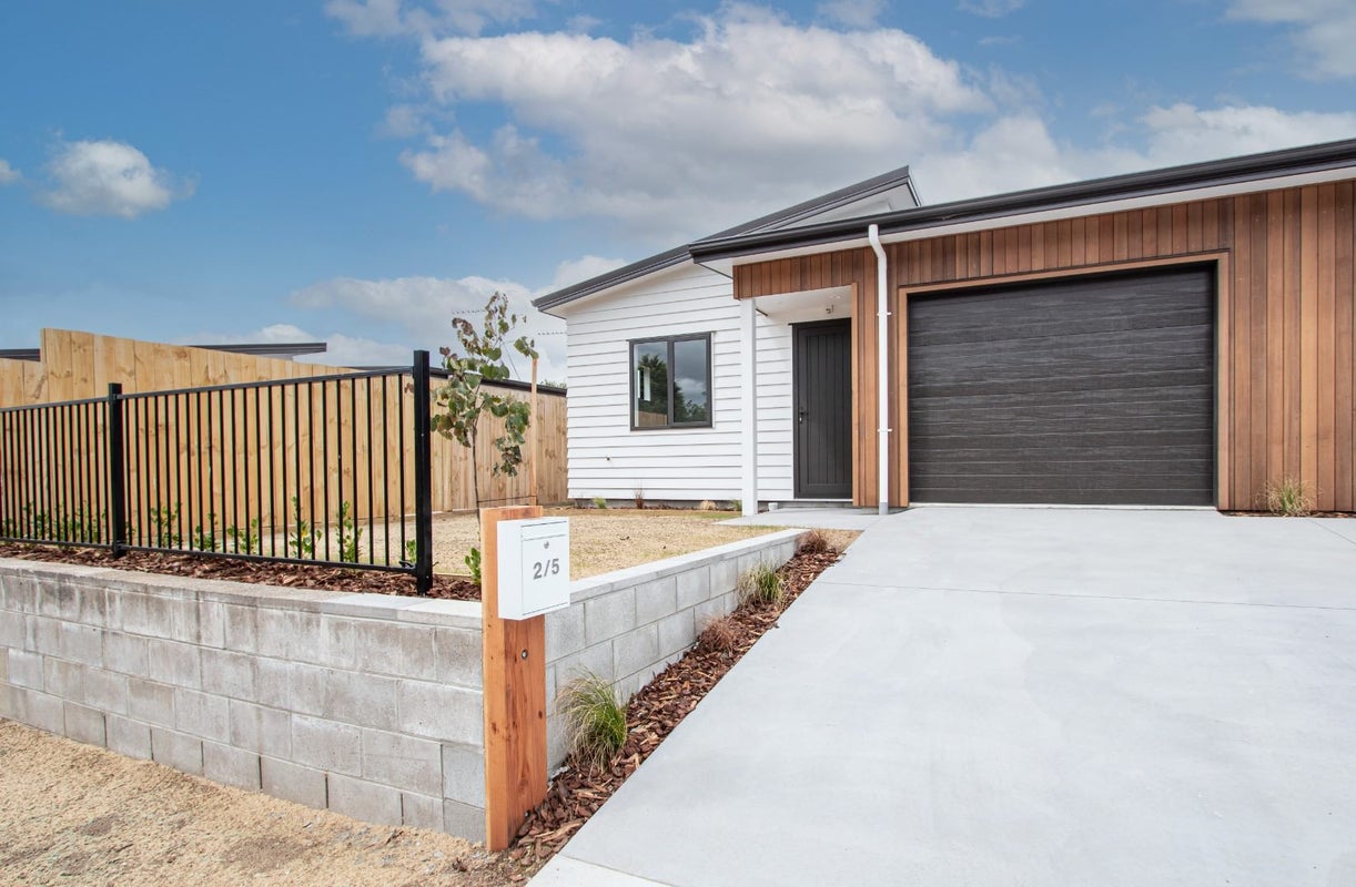 5B Fuchsia Avenue, Pukete, Hamilton - Carousel 1