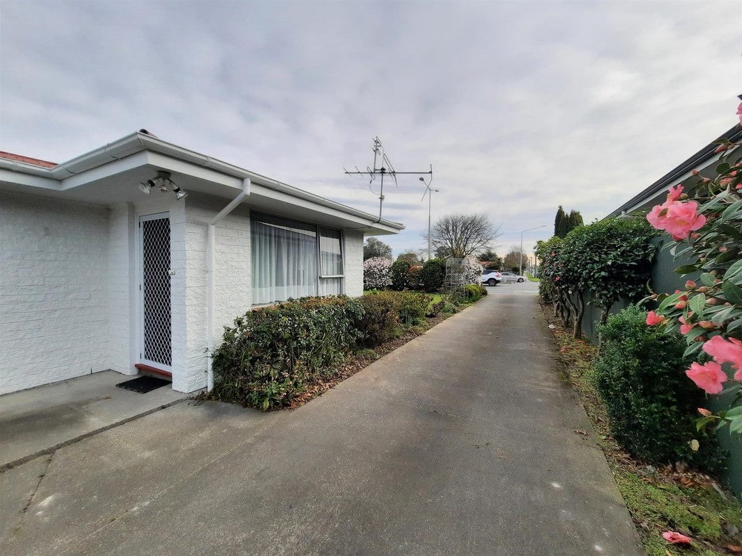 1/318 Main North Road, Redwood, Christchurch - Carousel 8