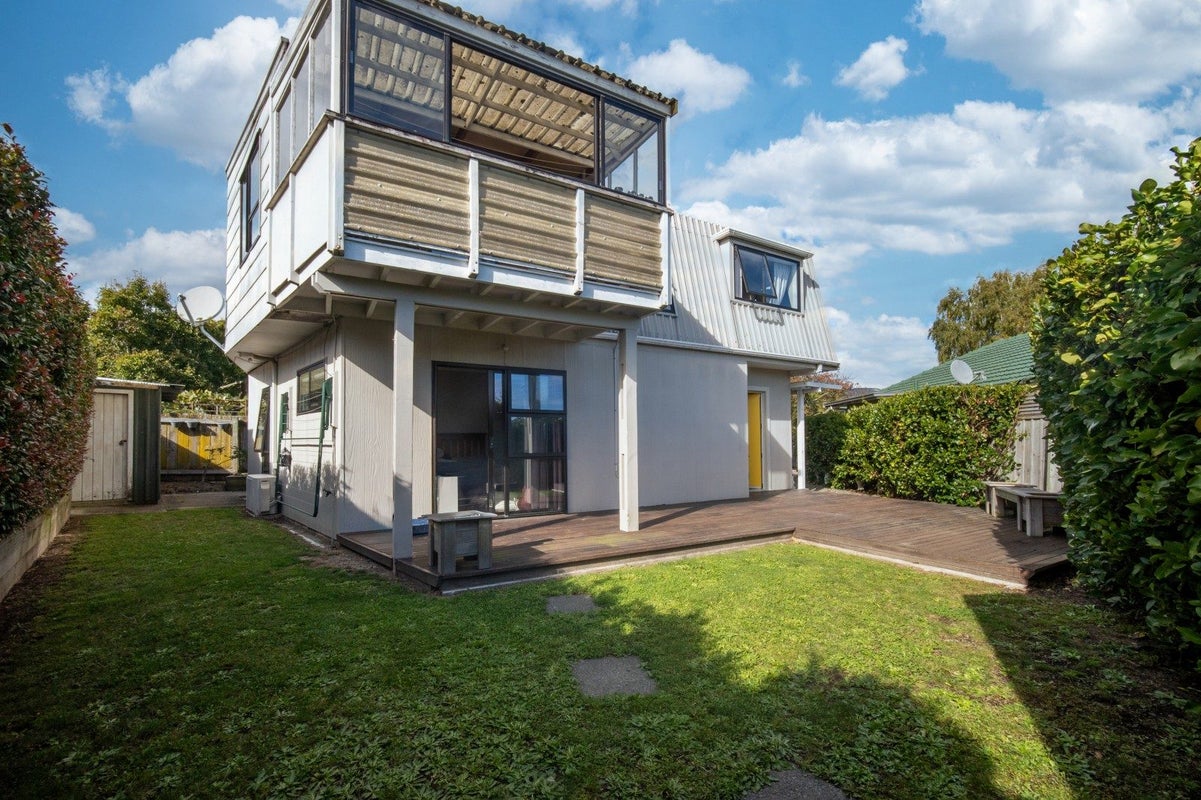 2/2 Nikau Street, Stoke, Nelson - Carousel 2