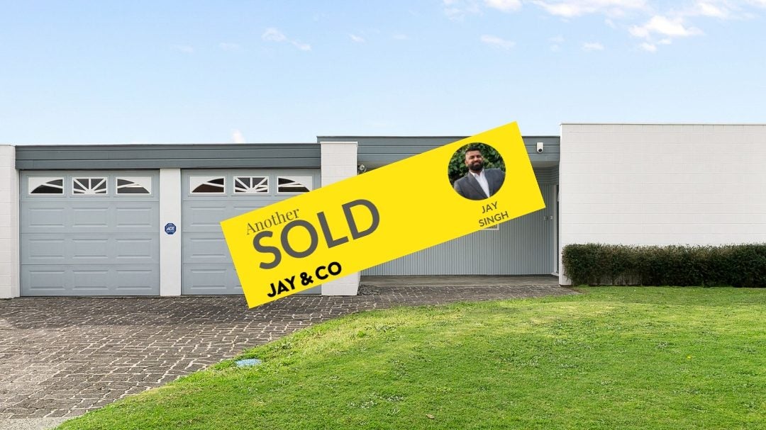 19 Glengowan Place, Conifer Grove, Takanini - Carousel 1