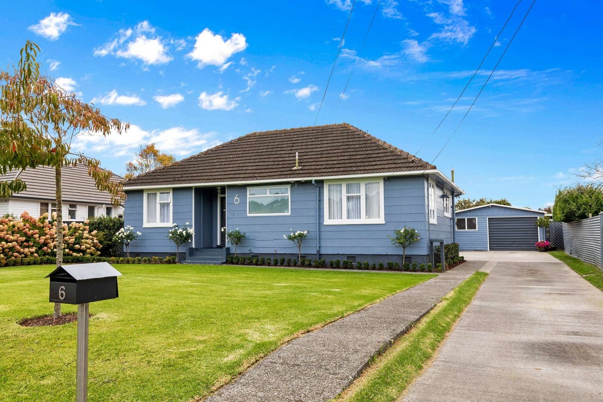 6 Matarawa Street, Whanganui East, Whanganui - Carousel 19
