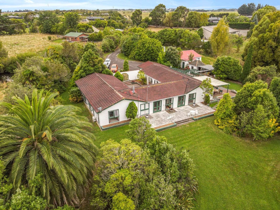 674 Kelvin Grove Road, Kelvin Grove, Palmerston North - Carousel 1