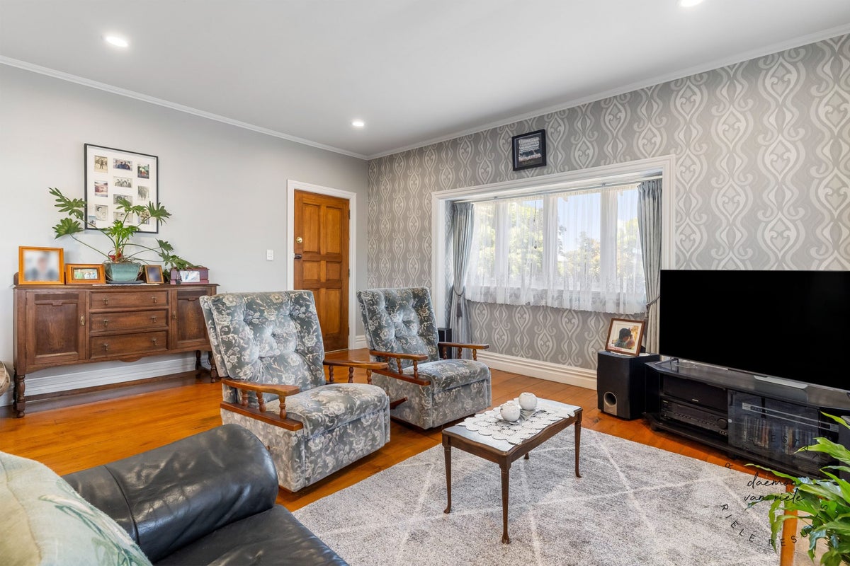 1/58 Jellicoe Road, Manurewa, Auckland - Carousel 2
