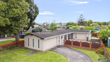 3 Magnolia Avenue, Opaheke, Papakura - Carousel 1