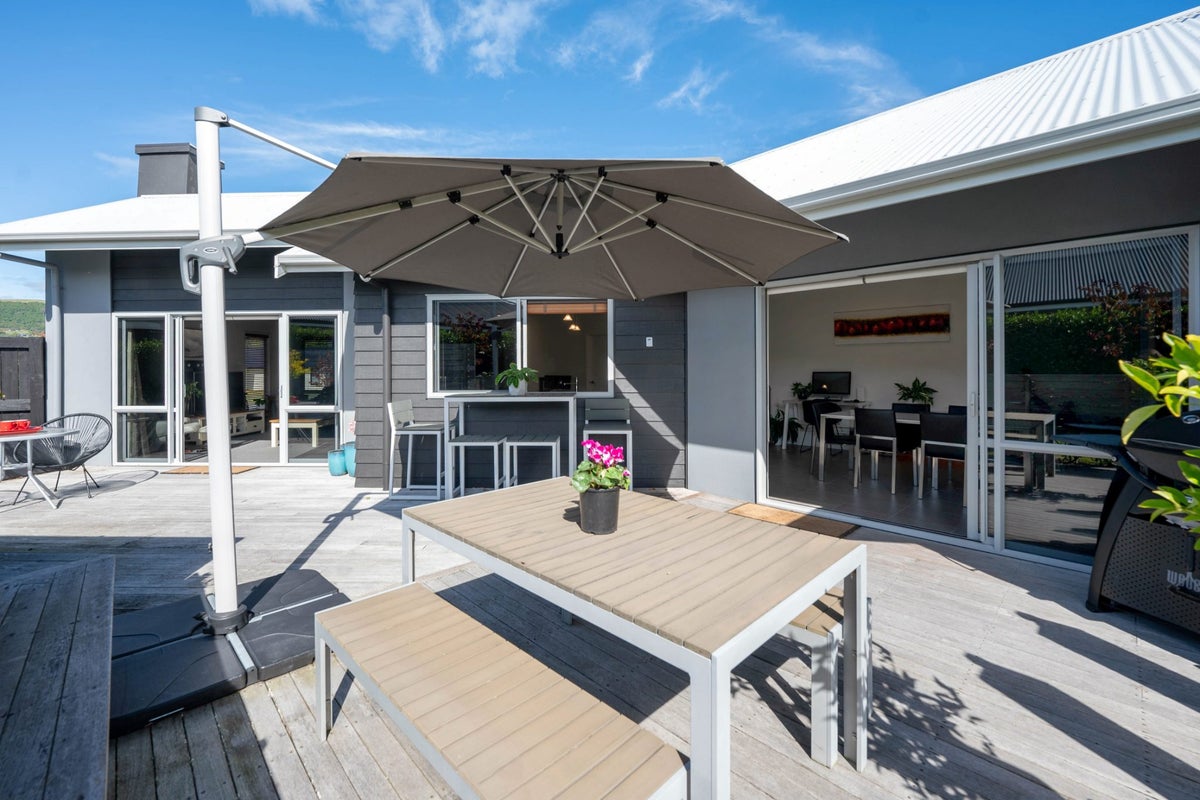 60 Montgomery Crescent, Kinloch, Taupo - Carousel 1
