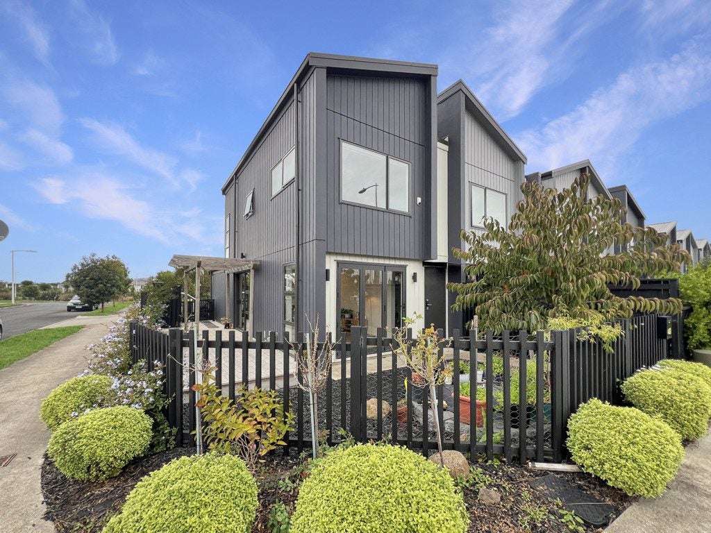 11/5 Hemopo Street, Pukekohe, Pukekohe - Carousel 1