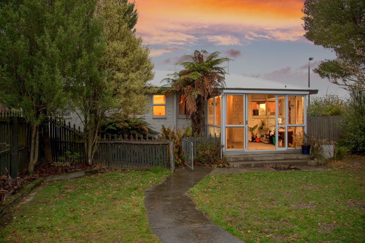10B Burnridge Place, Belfast, Christchurch - Carousel 1