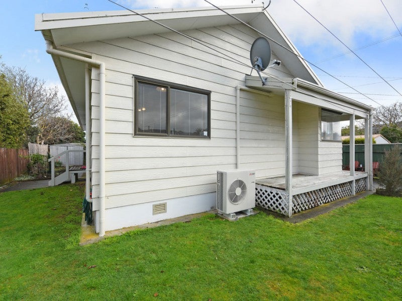 9B MCHARDIE ST, WALLACEVILLE, UPPER HUTT - Carousel 17